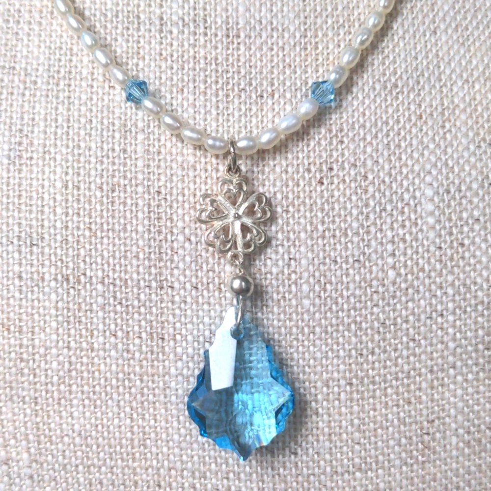 New Swarovski Crystal & Freshwater Pearl Necklace.Sterling Blue & White, Dainty
